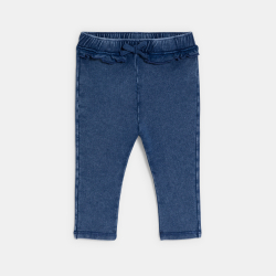 طماق من قماش بمظهر الدنيم...